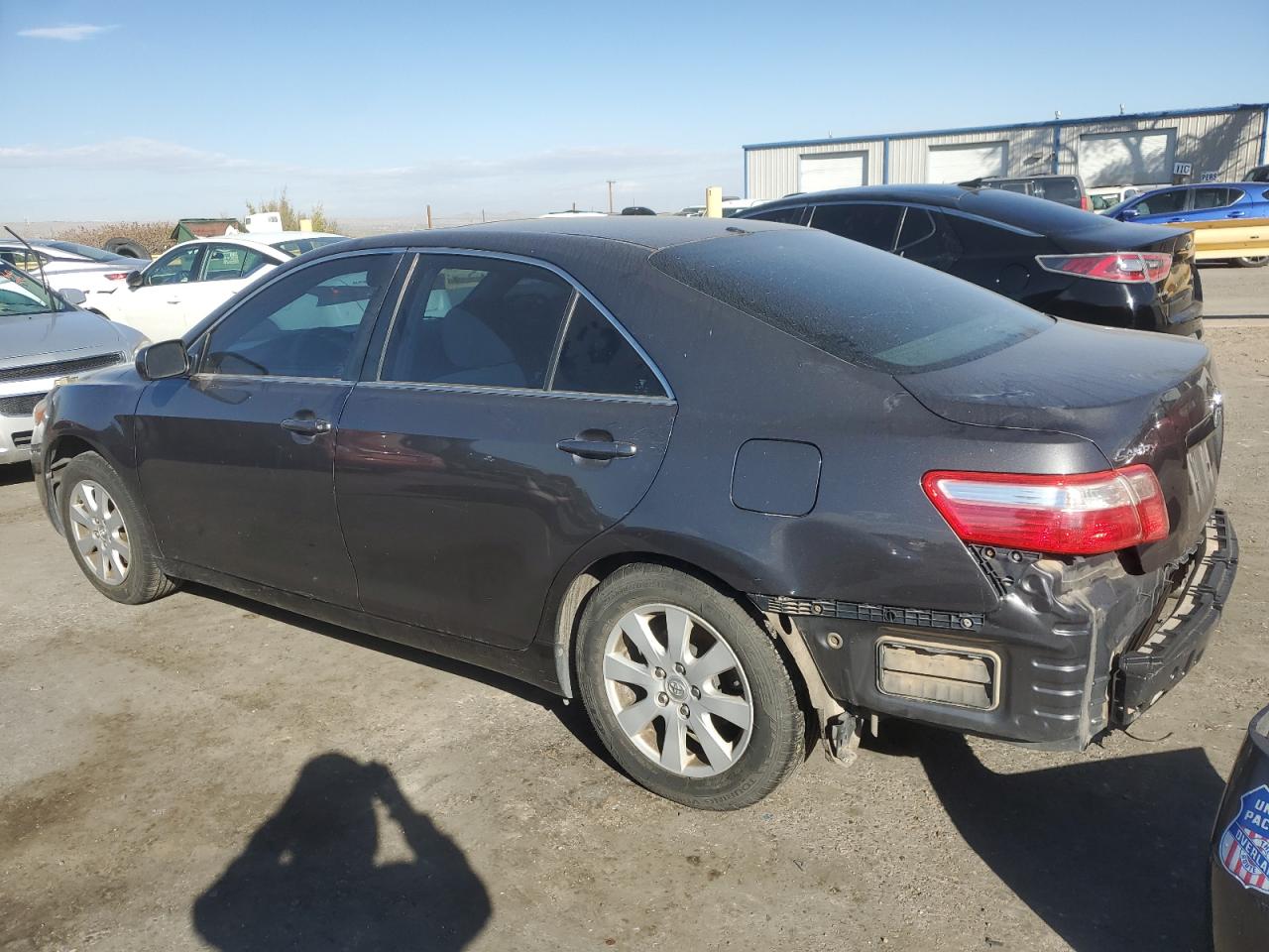 2009 Toyota Camry - Image 2