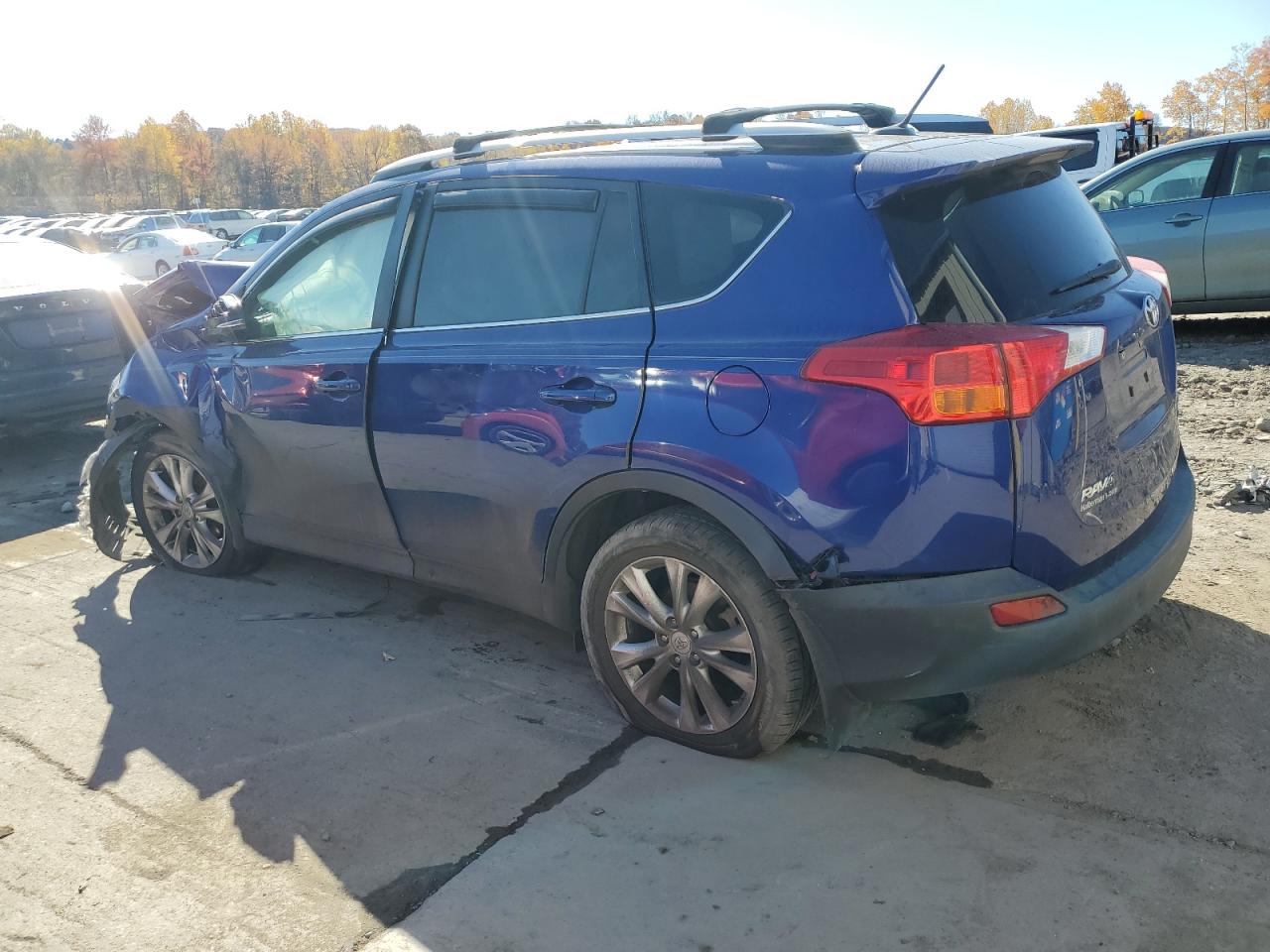 2015 Toyota RAV 4 - Image 2