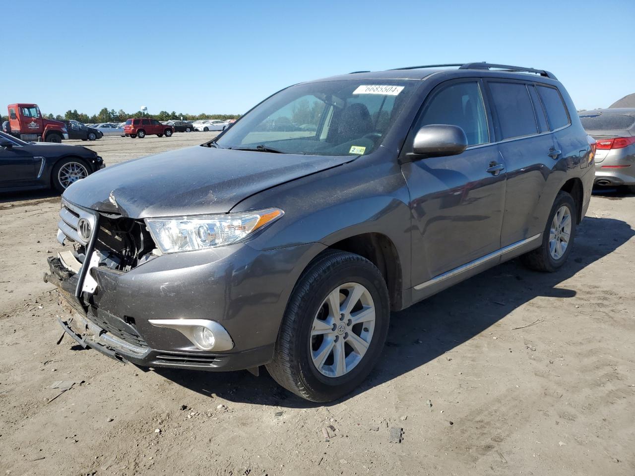 VIN 5TDBK3EHXDS270567 2013 TOYOTA HIGHLANDER no.1