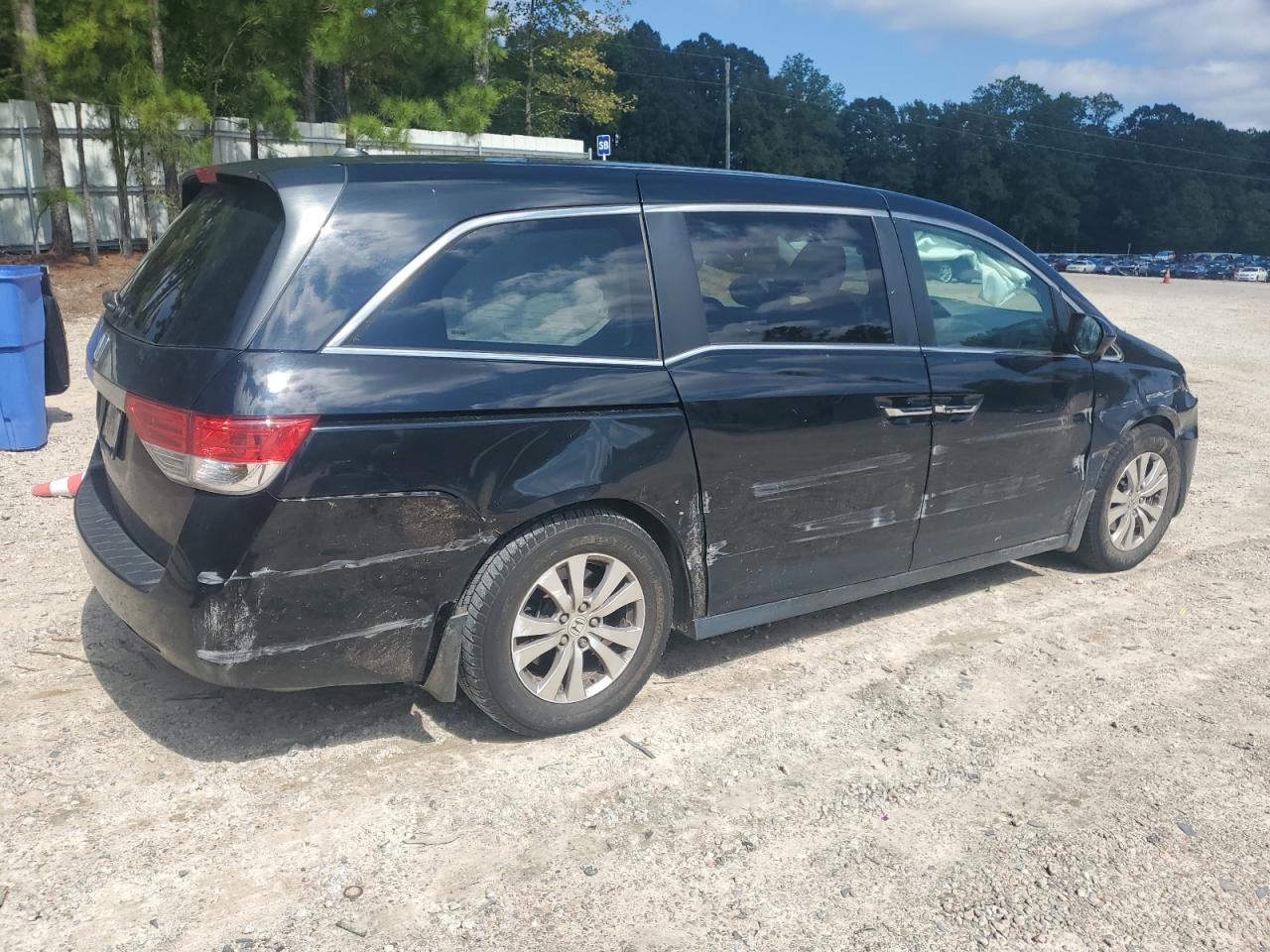 2016 Honda Odyssey - Image 3