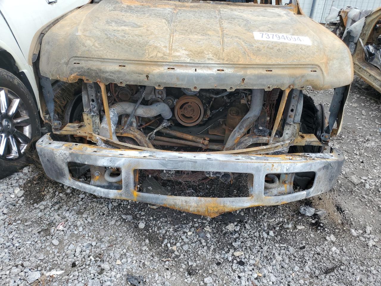 2008 Ford F450 - Image 11