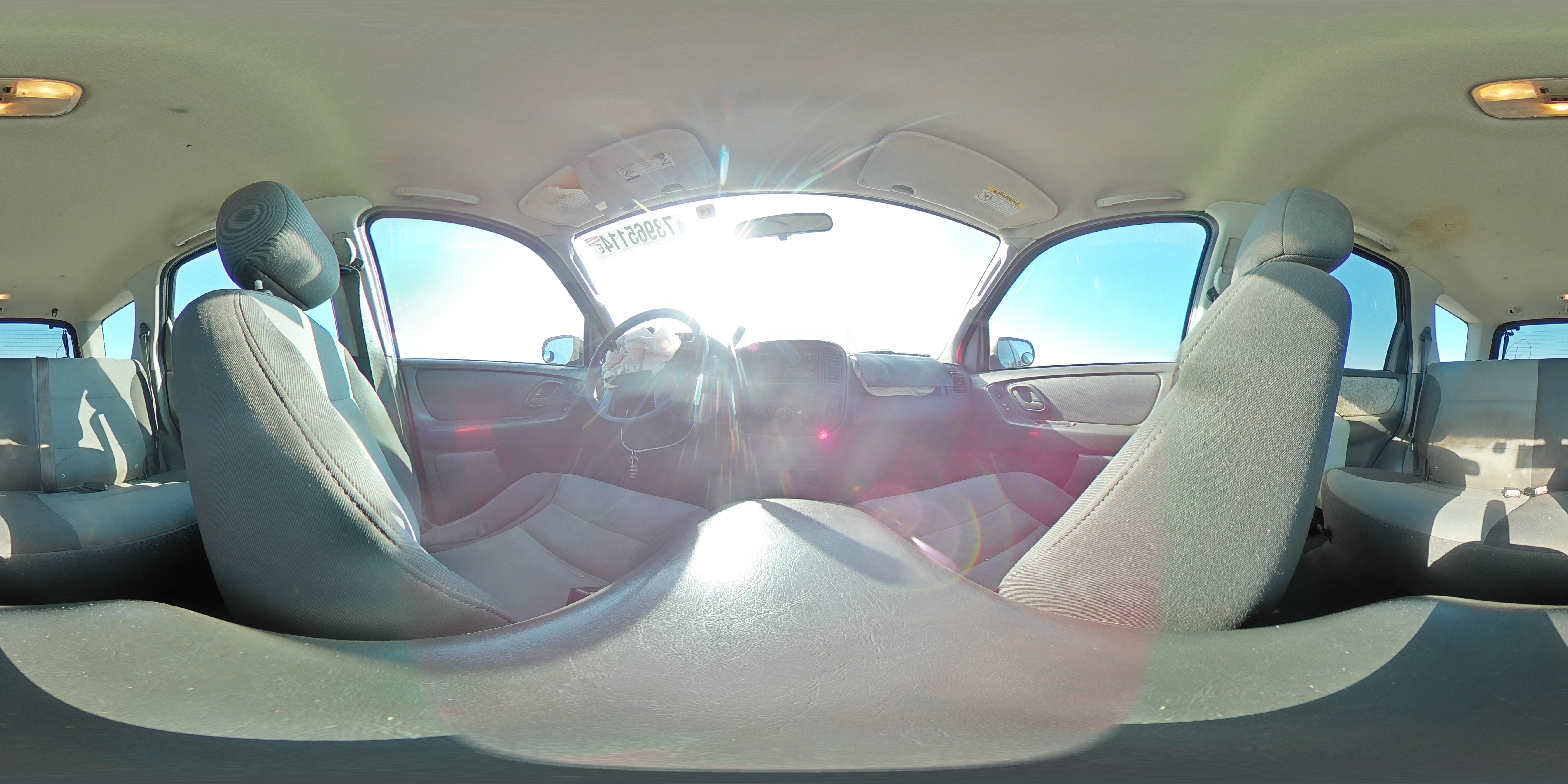 2004 Ford Escape - Image 13