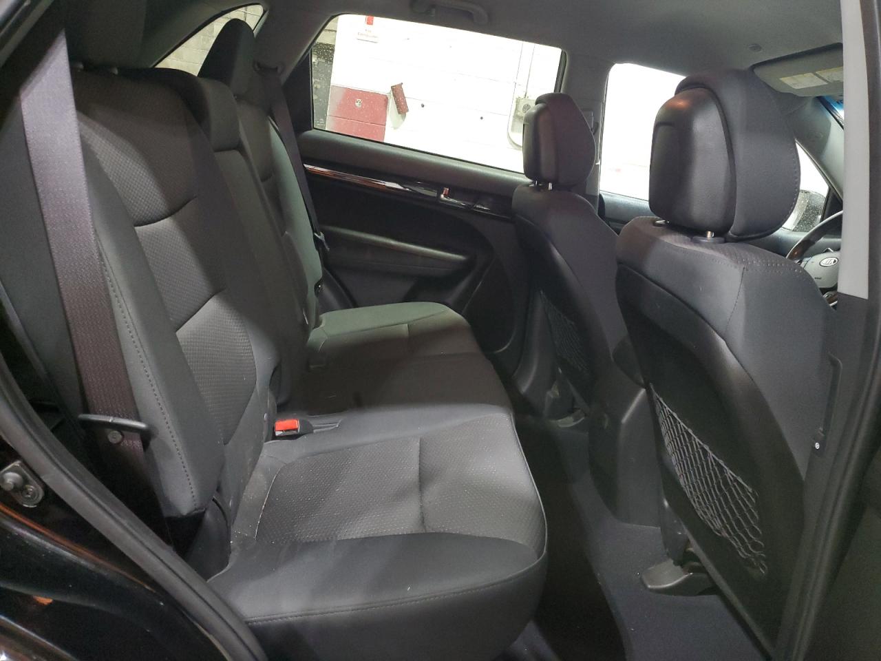 2011 Kia Sorento - Image 11