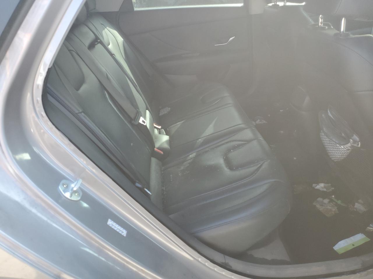 2021 Hyundai Elantra - Image 10