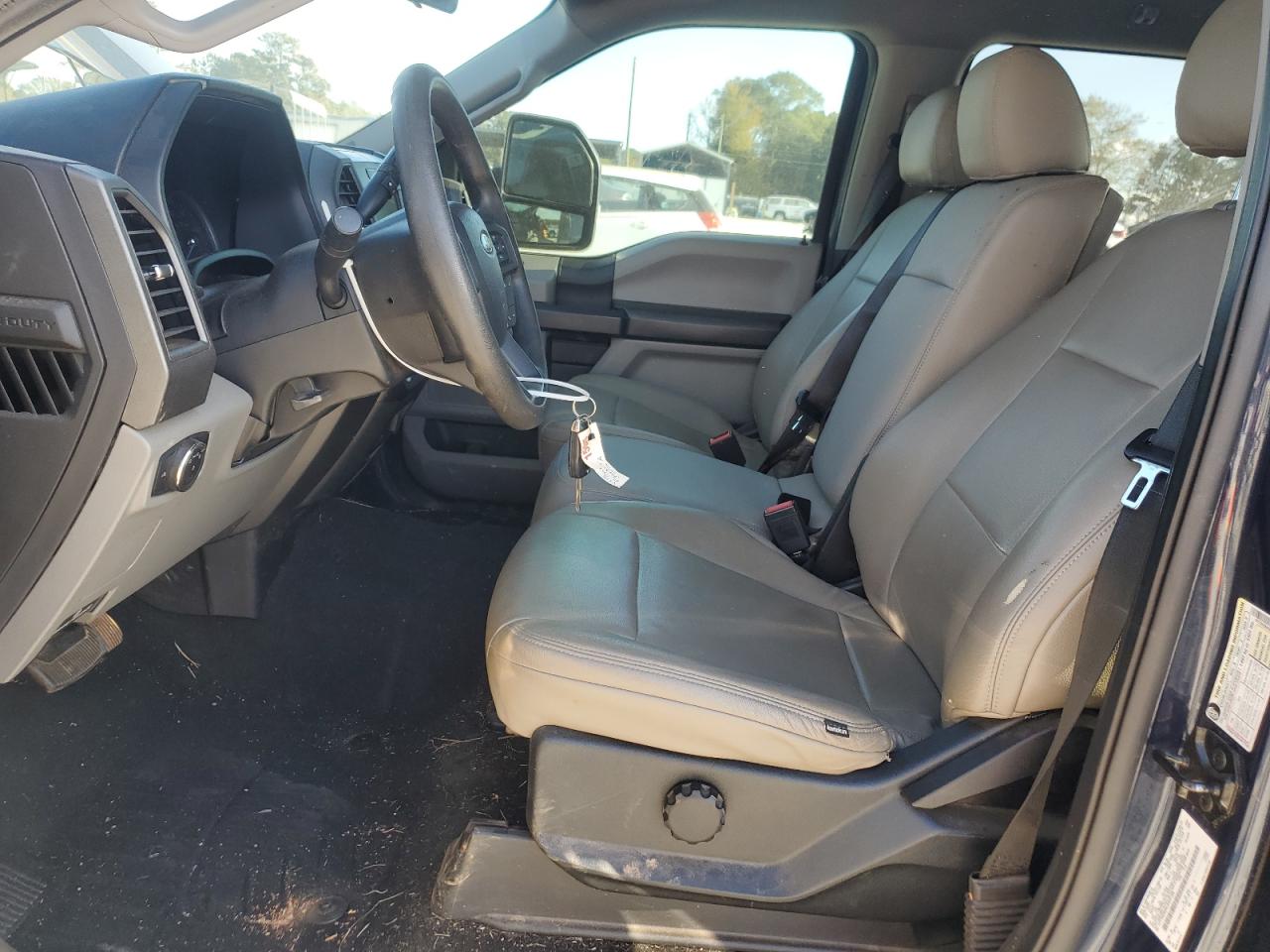 2020 Ford F250 - Image 7
