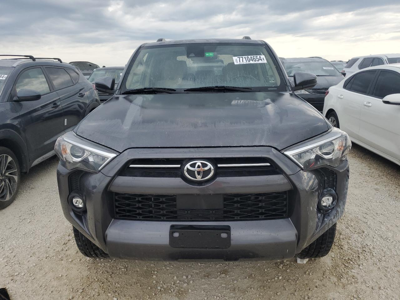 2022 Toyota 4Runner - Image 5
