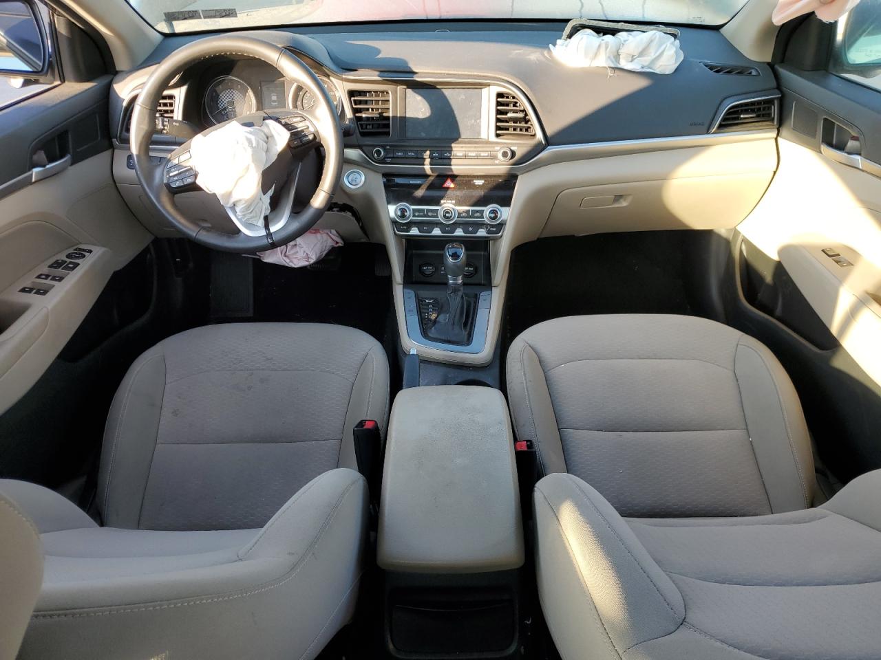 2020 Hyundai Elantra - Image 8