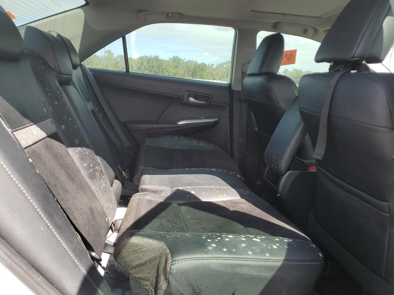 2013 Toyota Camry - Image 10