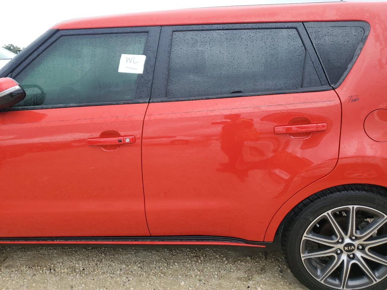 KNDJX3AA1J7550907 2018 Kia Soul !