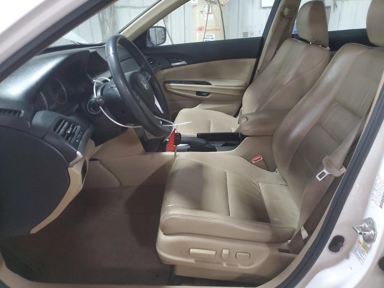 2012 Honda Accord - Image 7