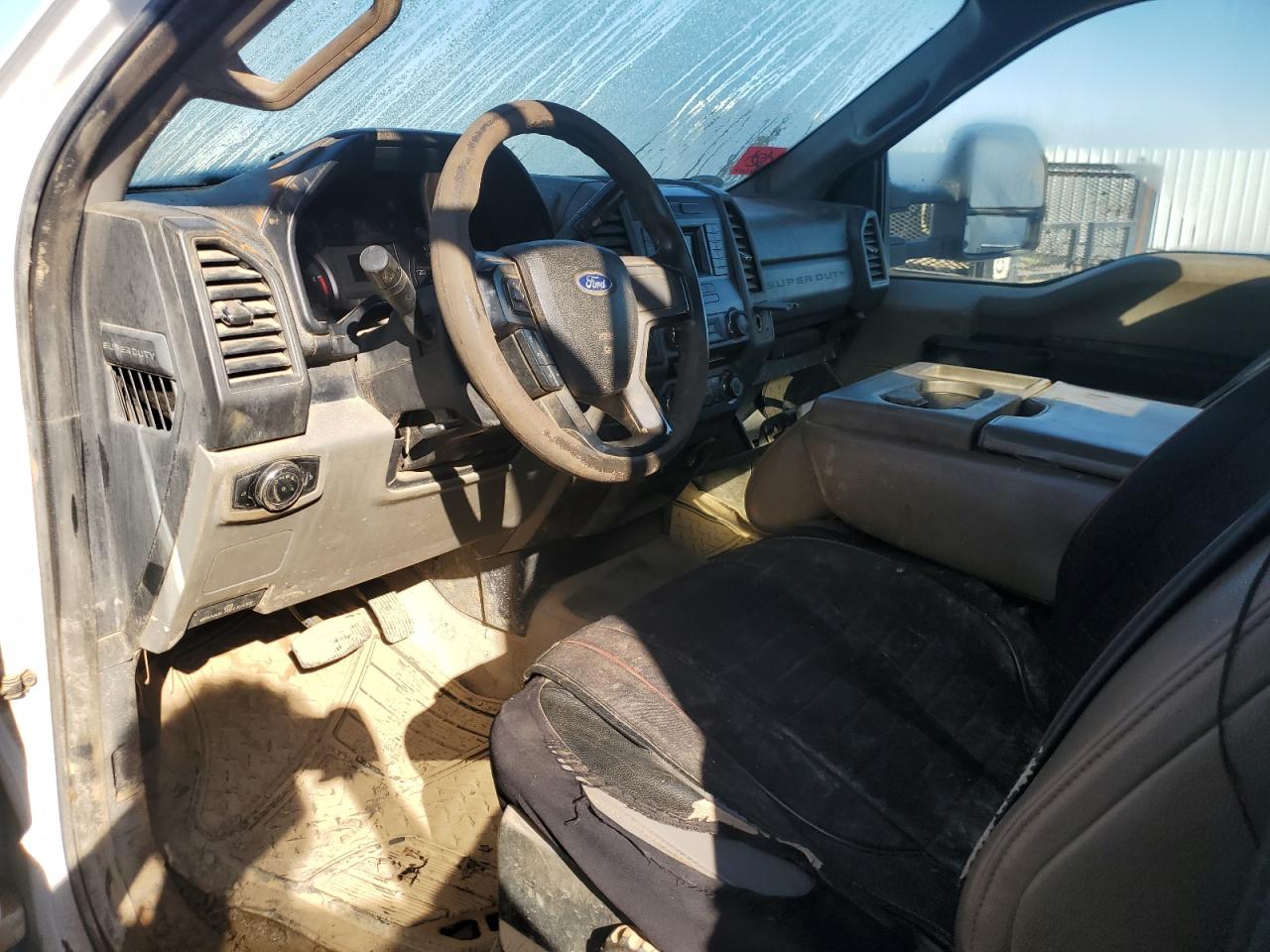 2017 Ford F450 - Image 8