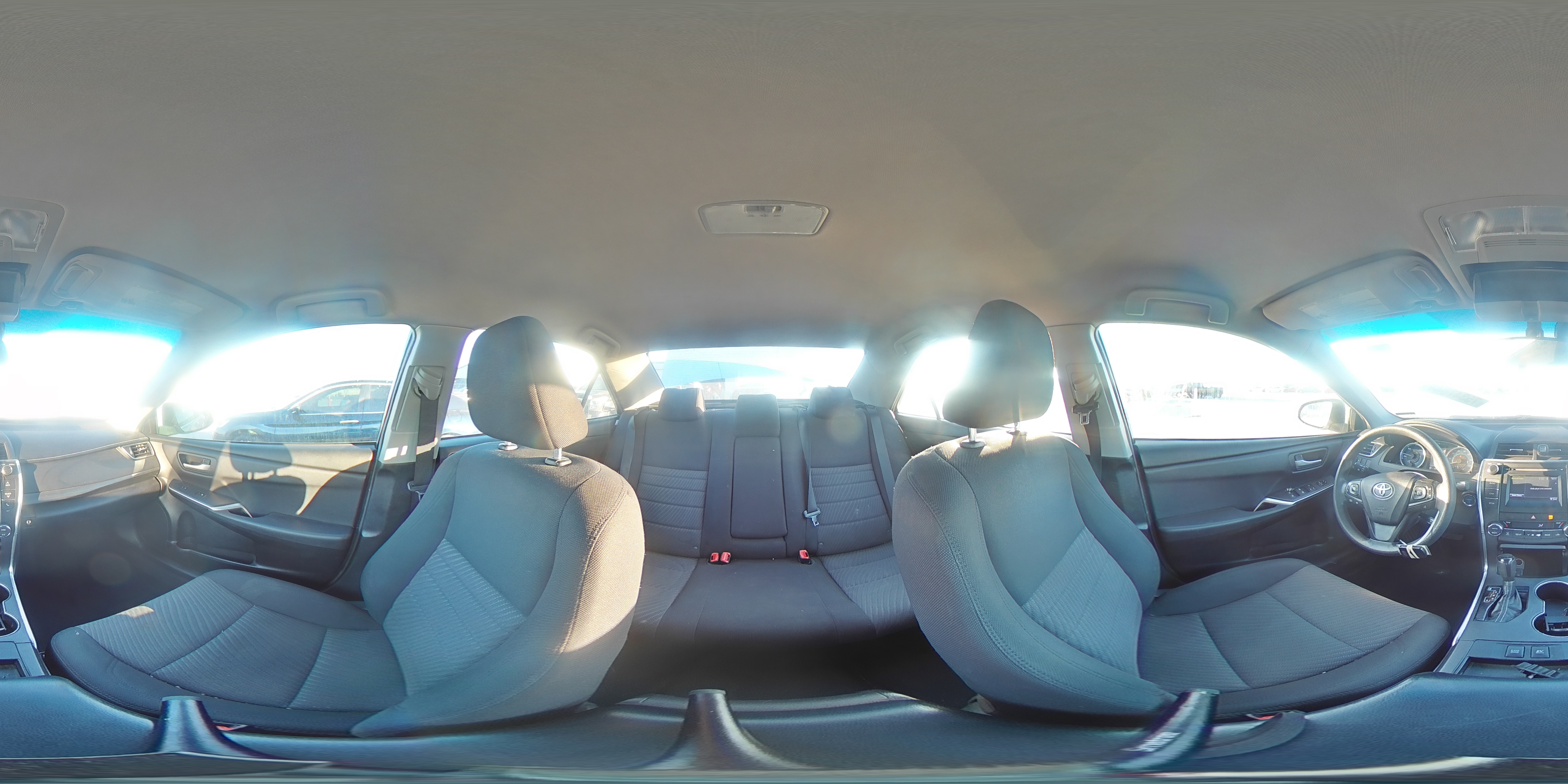 2017 Toyota Camry - Image 15