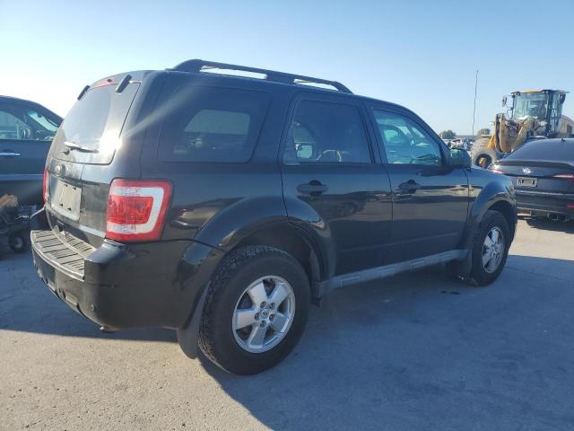  FORD ESCAPE 2012 Czarny