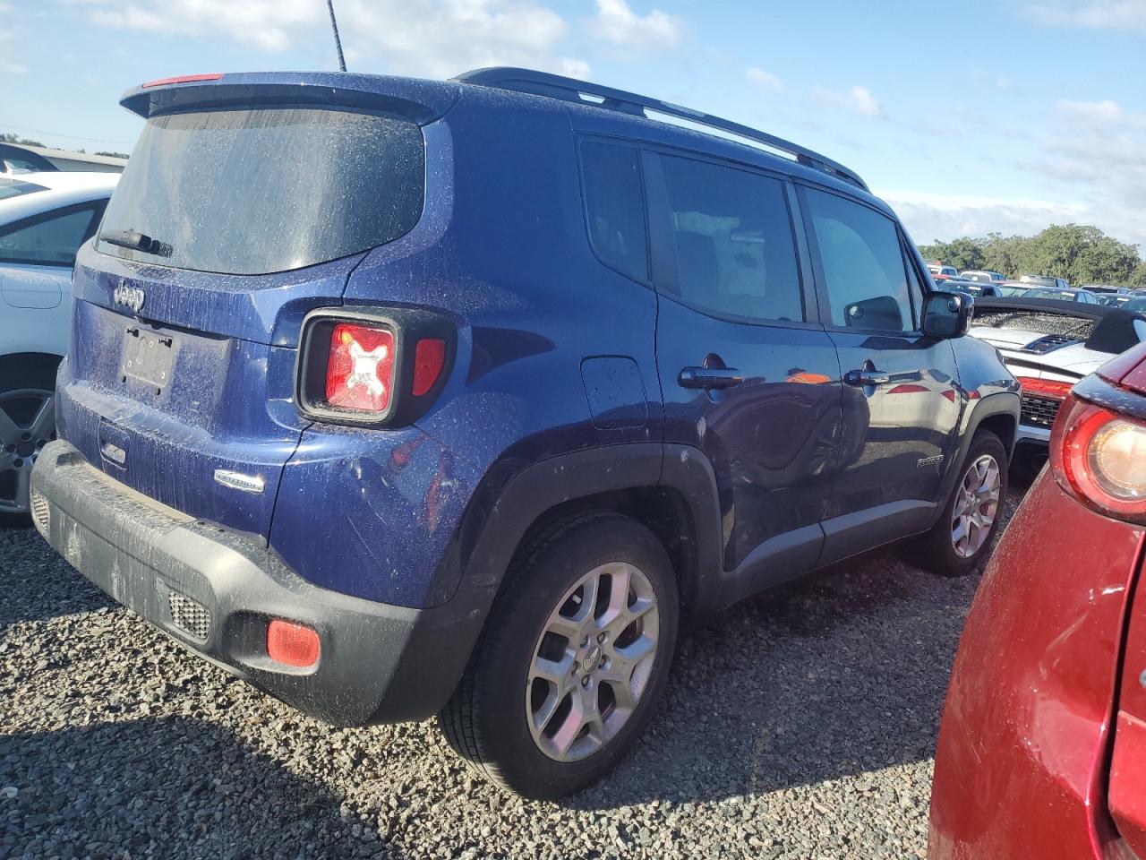 2018 Jeep Renegade - Image 3