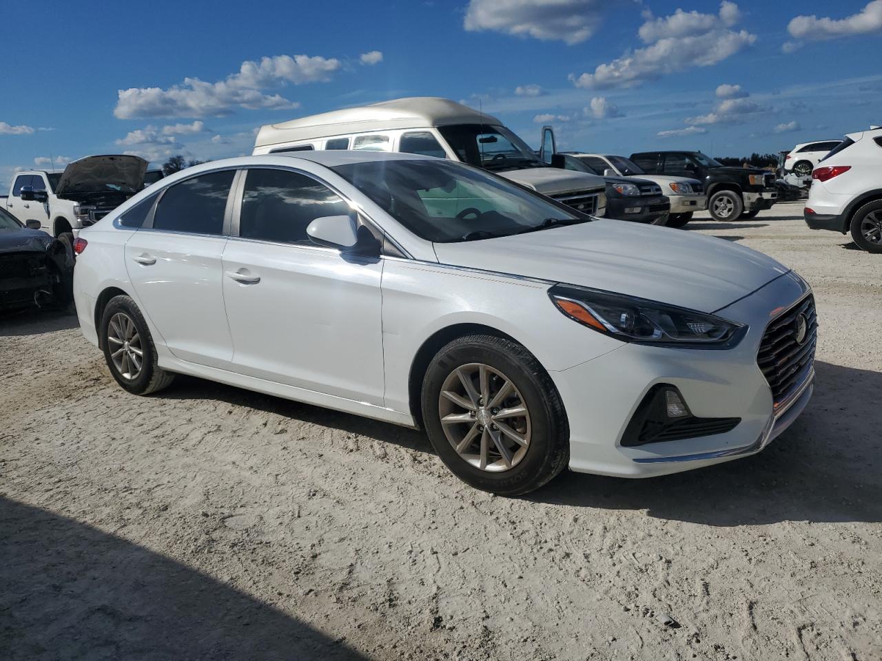 2019 Hyundai Sonata - Image 4