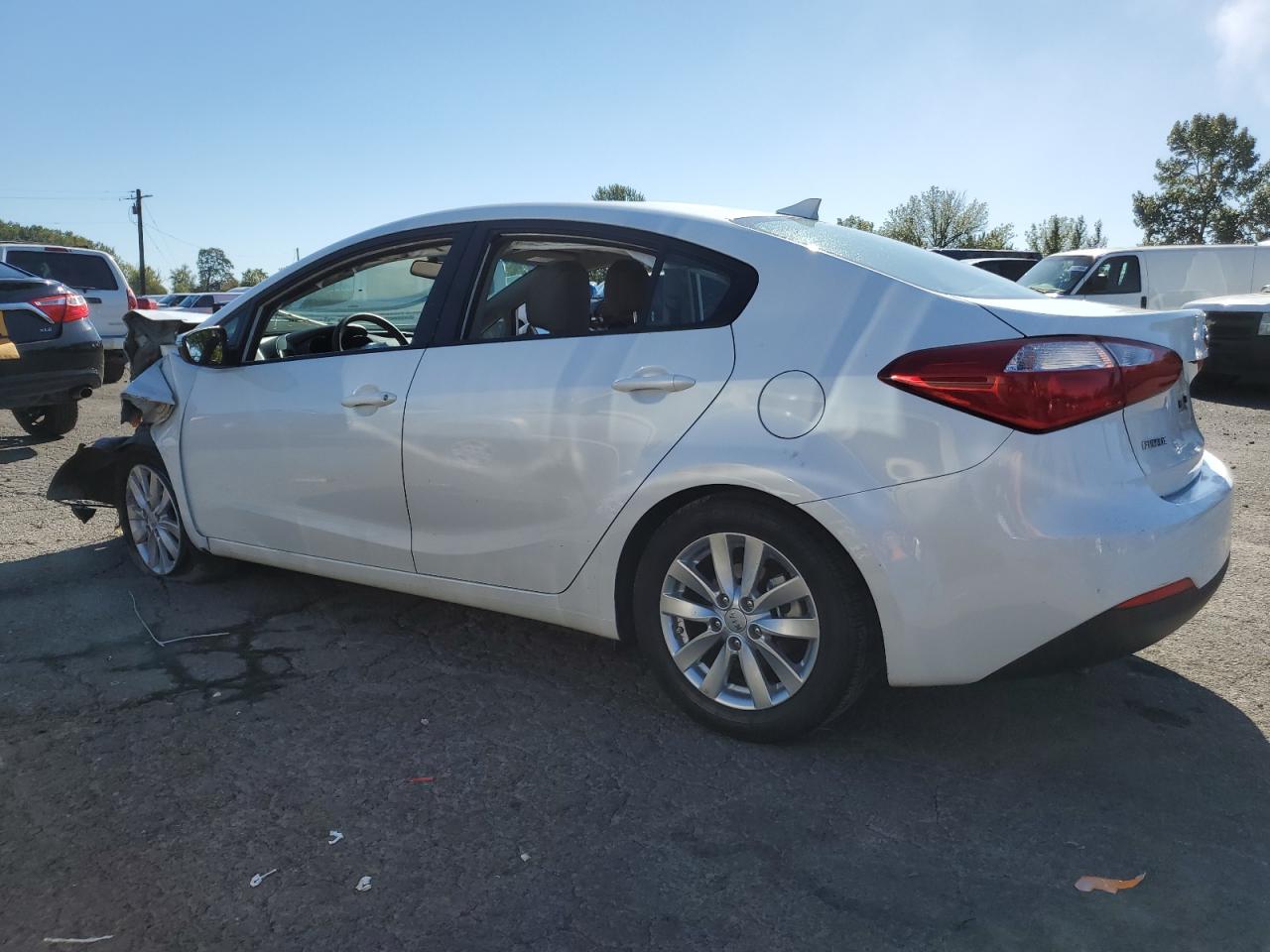 2015 Kia Forte - Image 2