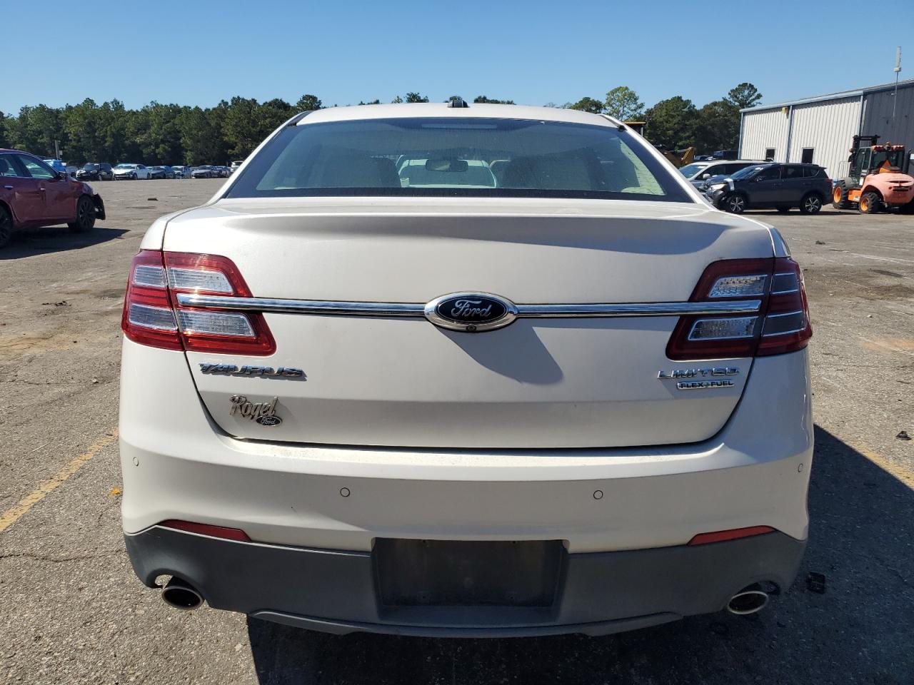 2015 Ford Taurus Limited VIN: 1FAHP2F85FG134225 Lot: 76414584