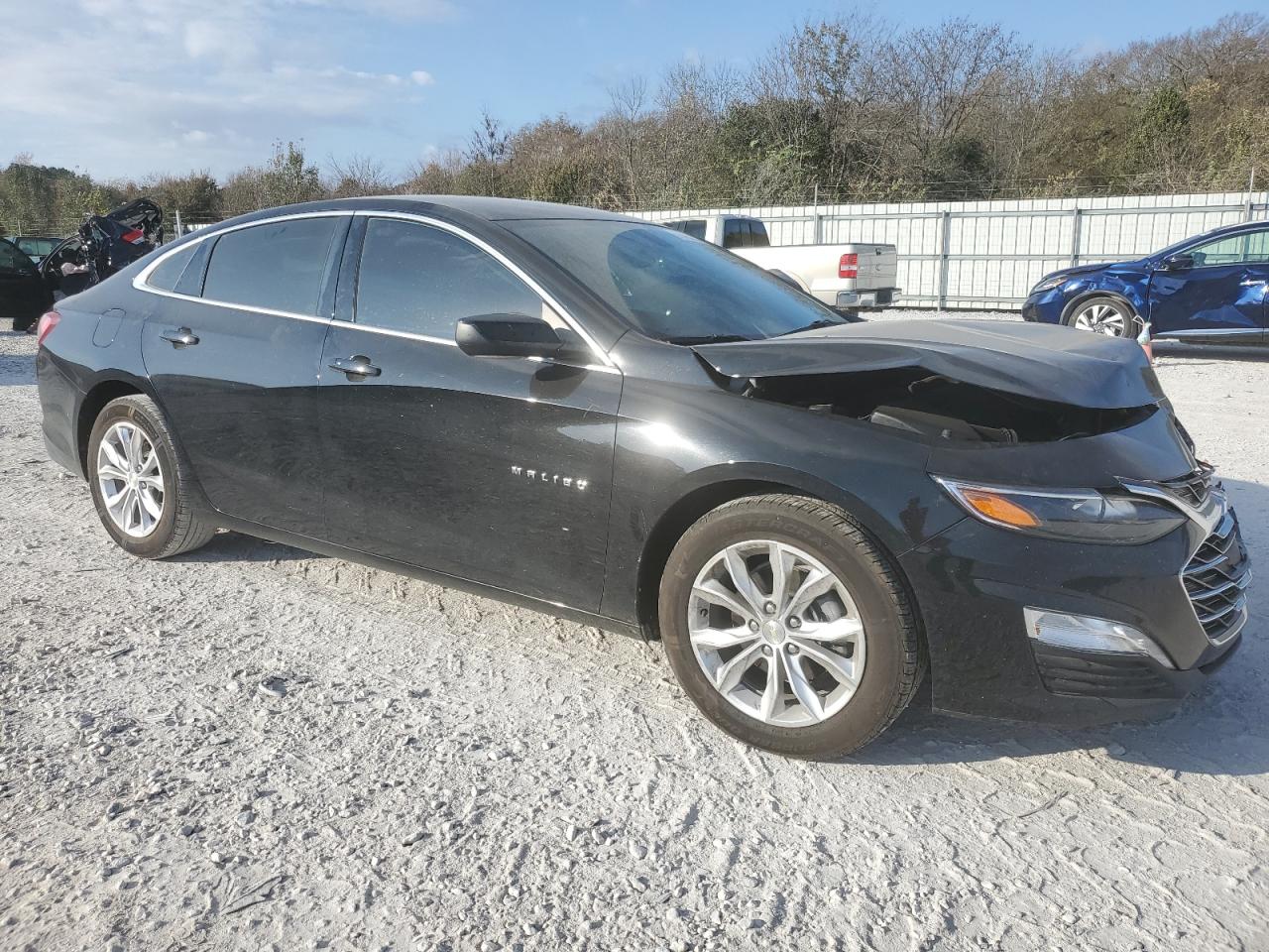 2019 Chevrolet Malibu - Image 4