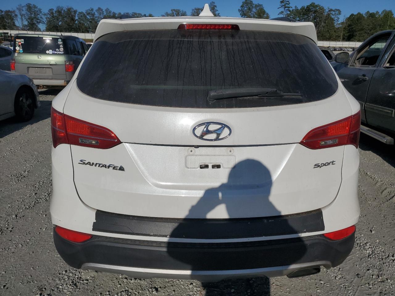 2016 Hyundai Santa Fe - Image 6