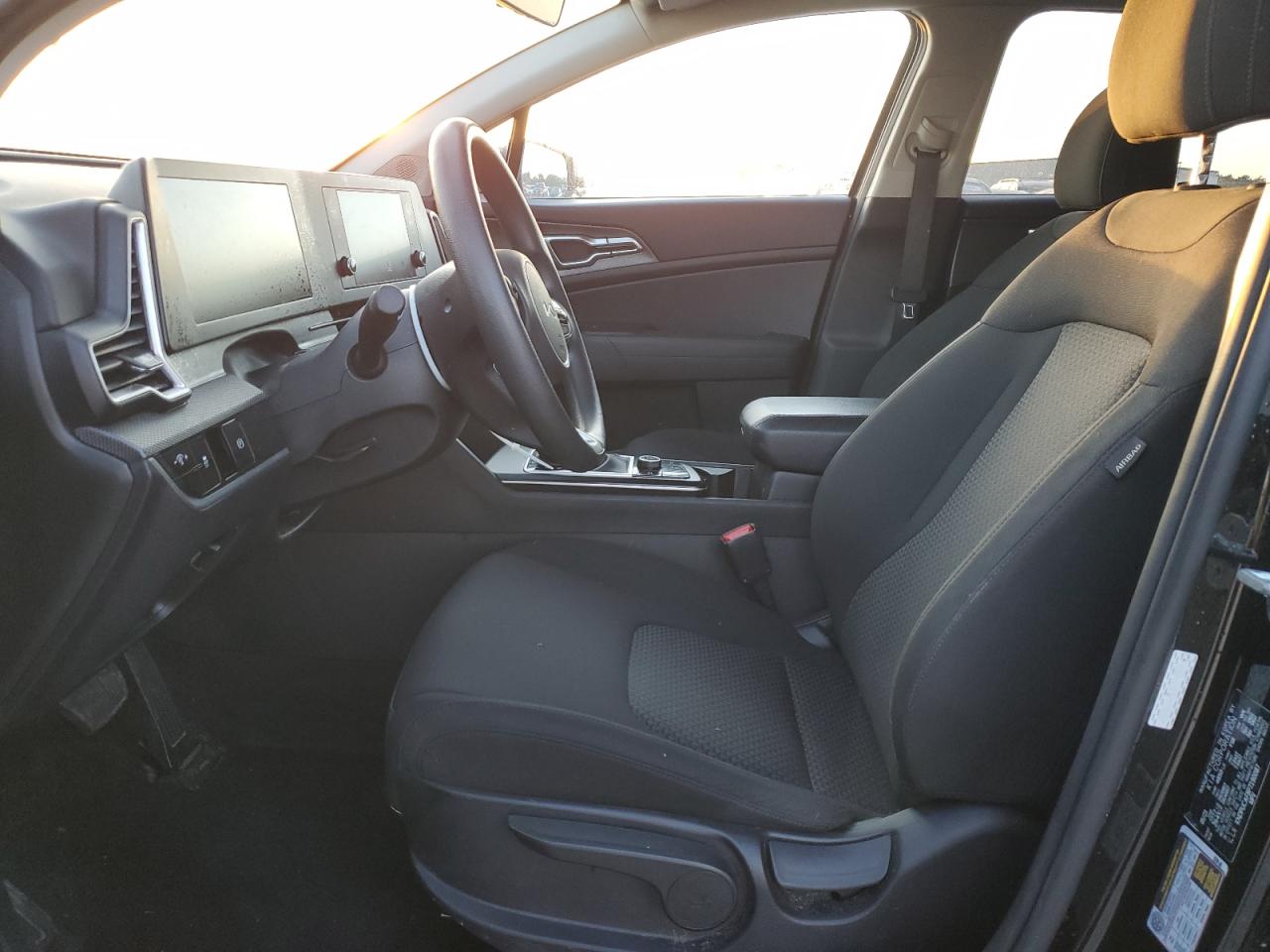 2023 Kia Sportage - Image 7