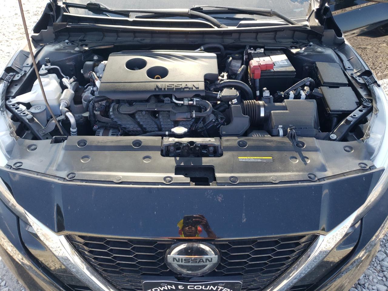 2020 Nissan Altima - Image 12