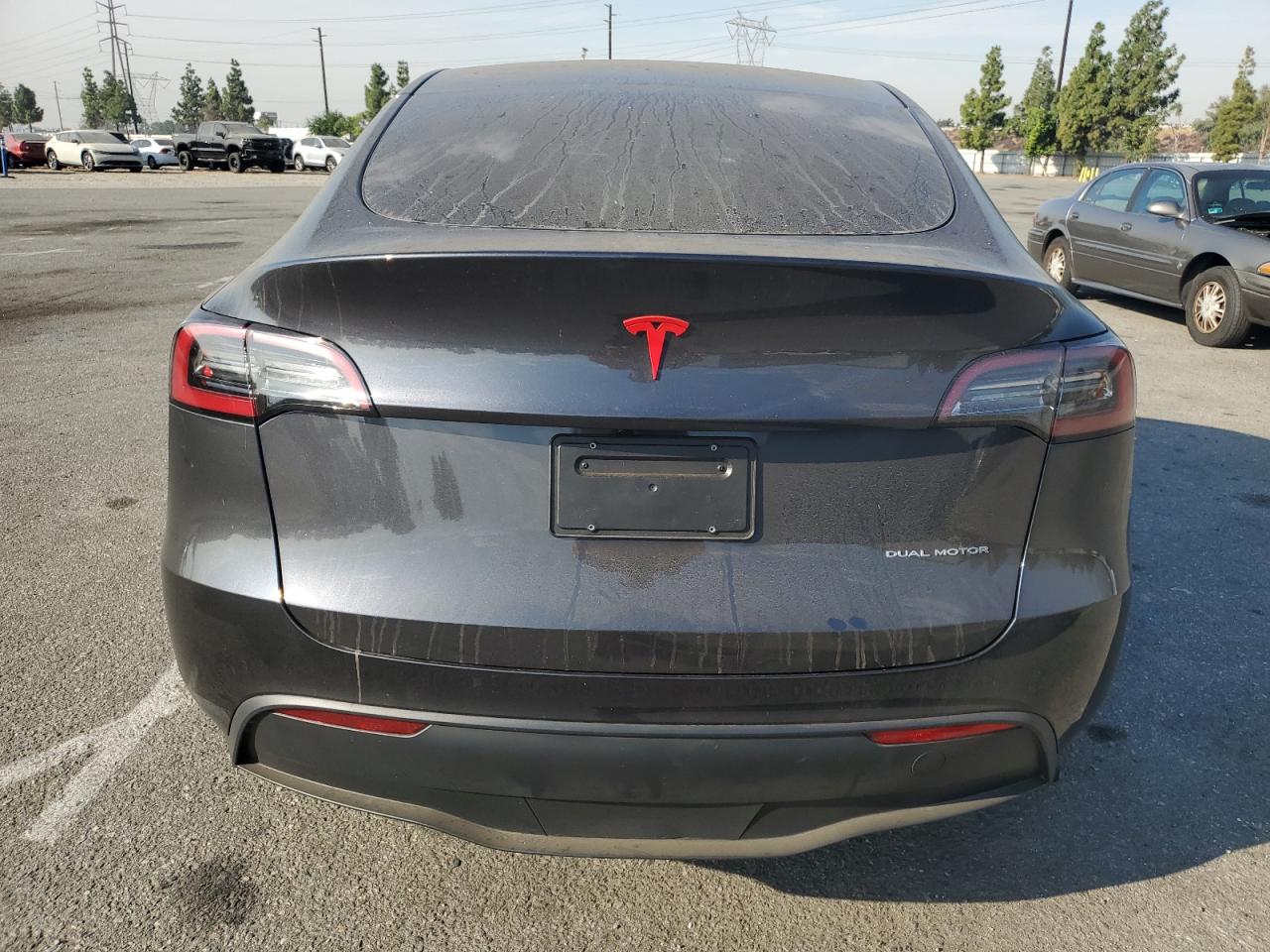 2024 Tesla Model Y VIN: 7SAYGDEE5RF082416 Lot: 73749814