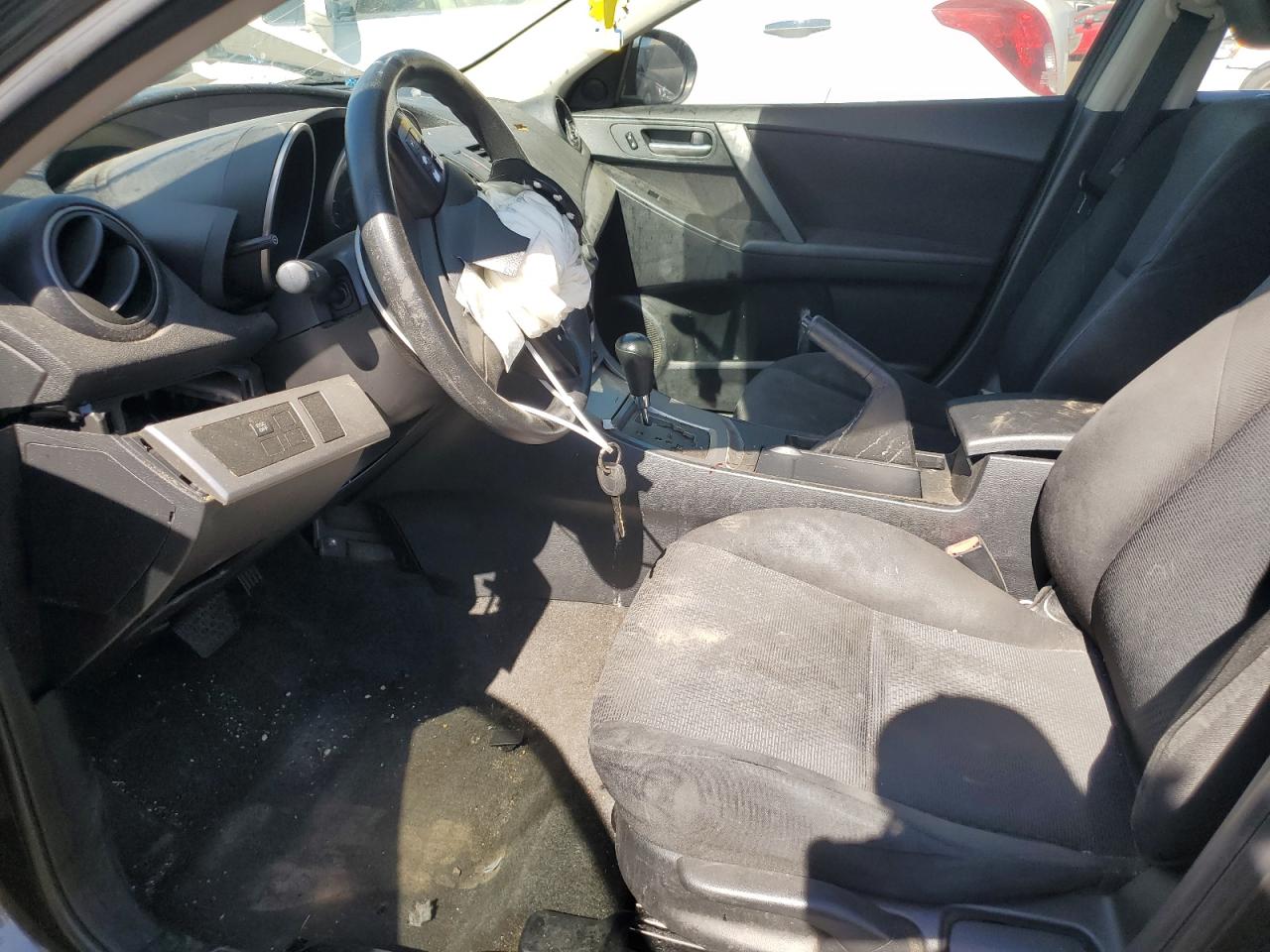 2010 Mazda 3 - Image 7