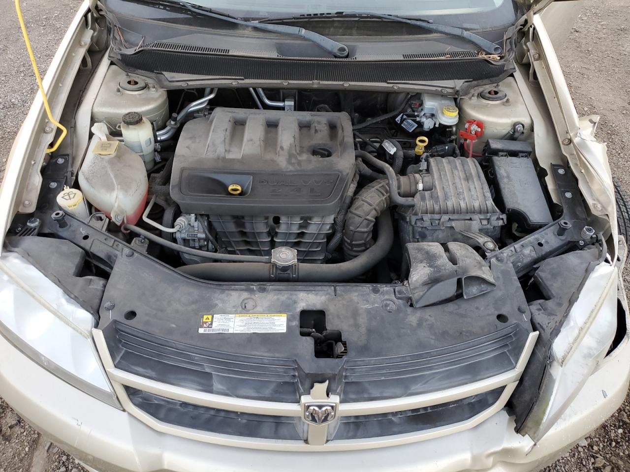2010 Dodge Avenger - Image 12
