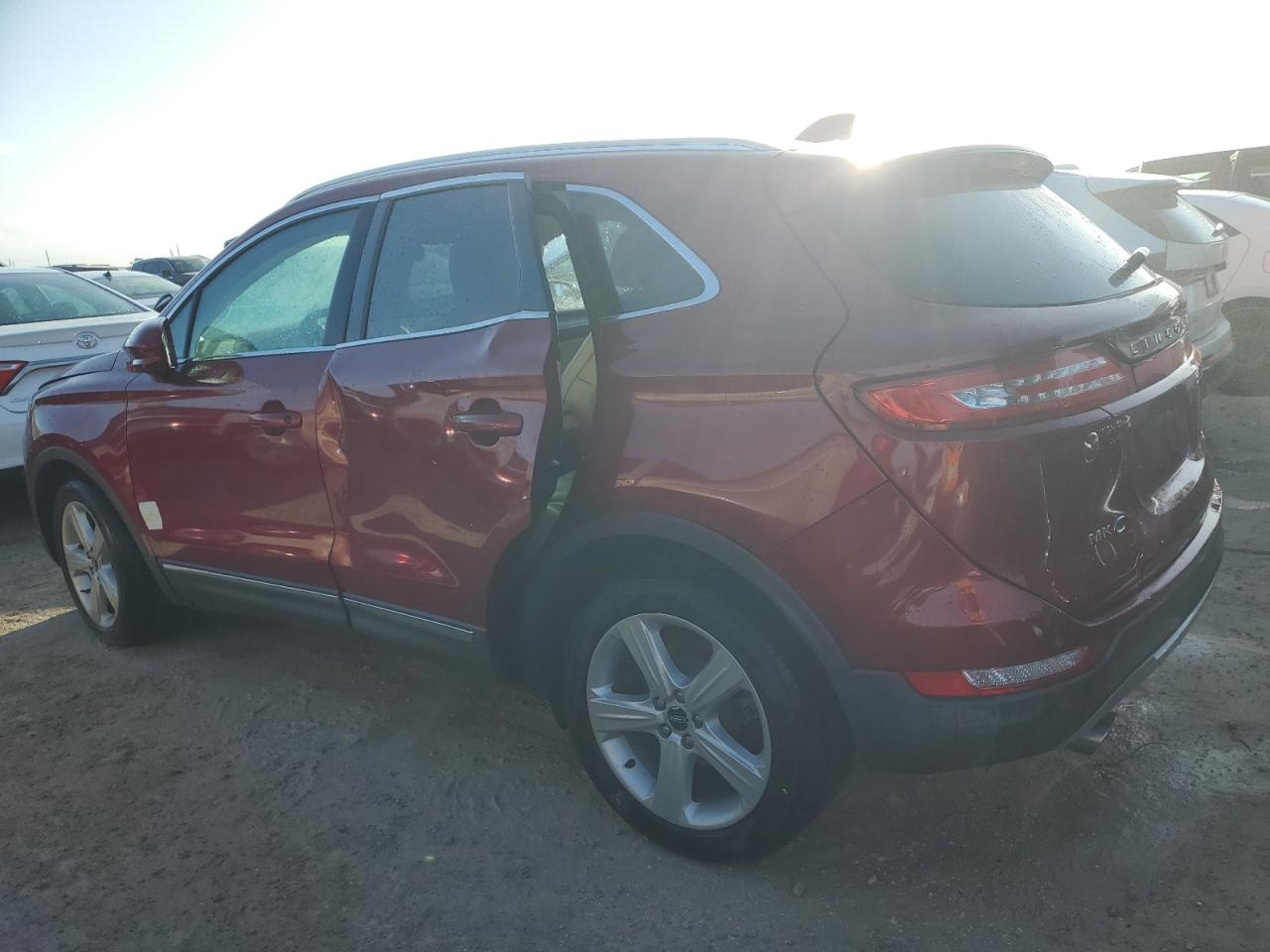 2018 Lincoln MKC - Image 2