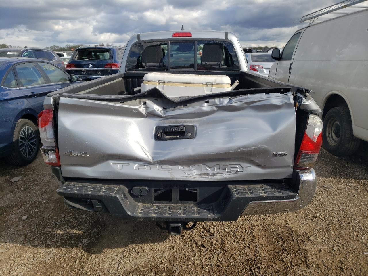 2018 Toyota Tacoma Access Cab VIN: 5TFSZ5AN0JX151676 Lot: 74726474