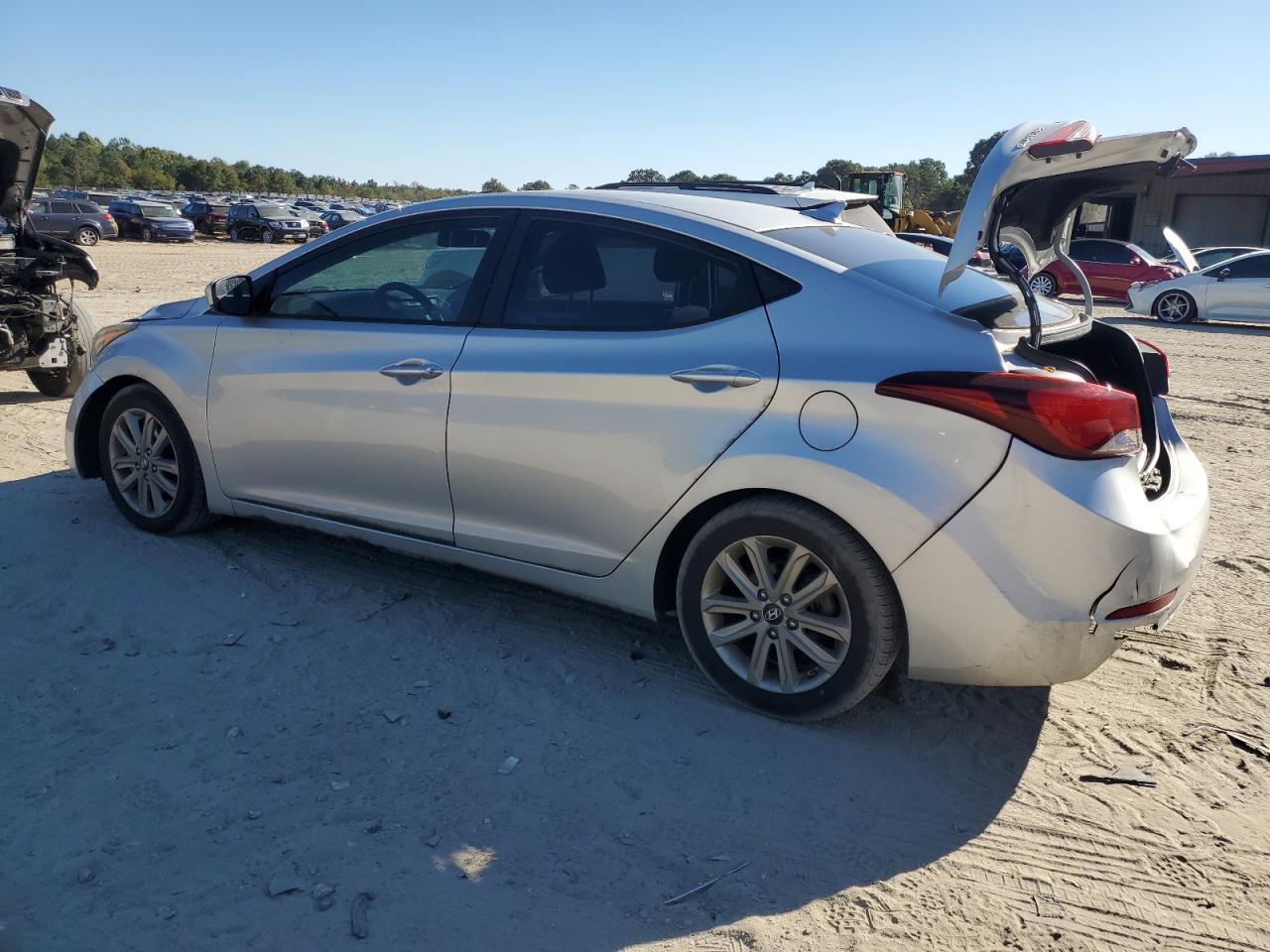 2015 Hyundai Elantra - Image 2
