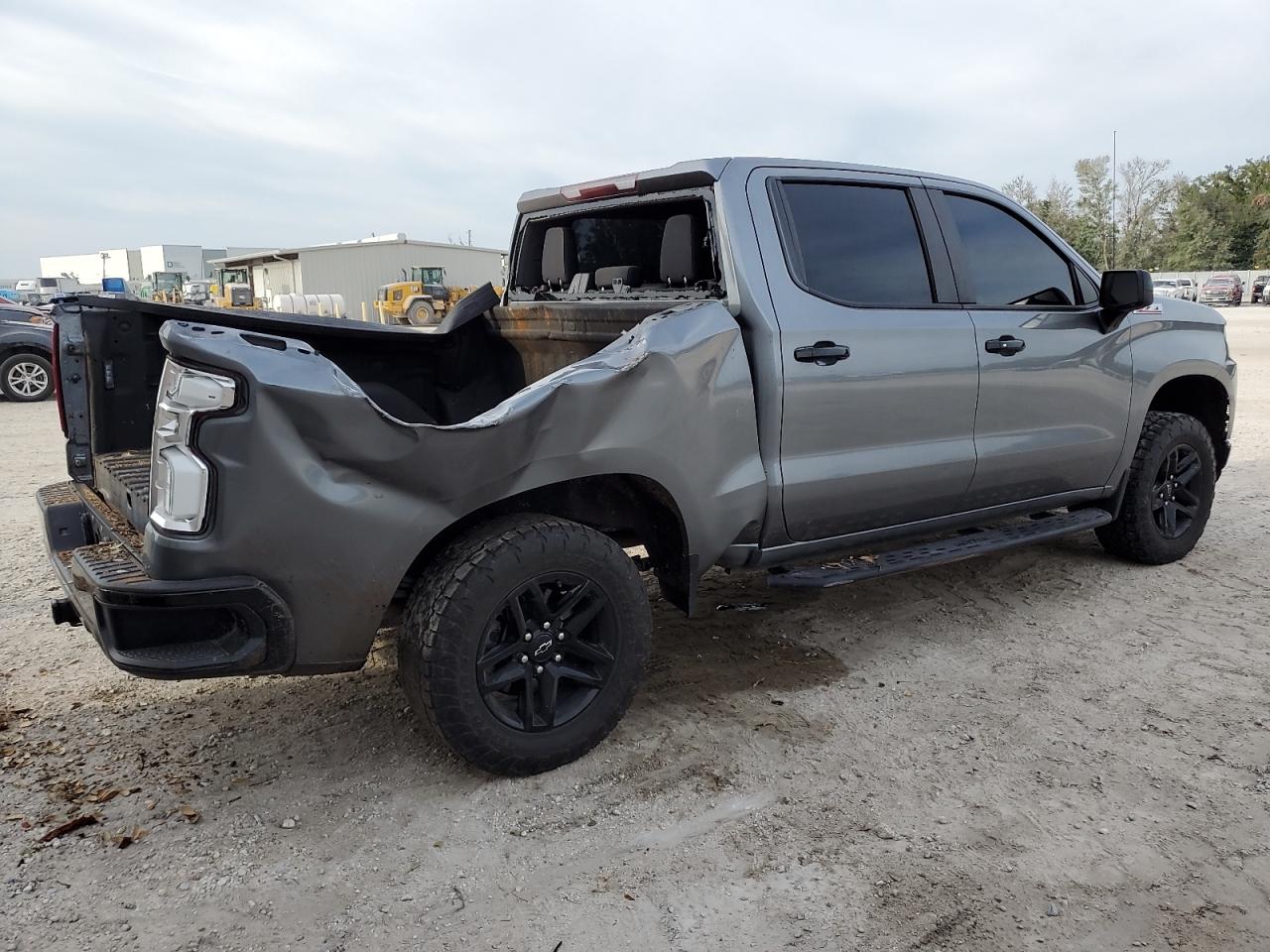 2020 Chevrolet Silverado - Image 3