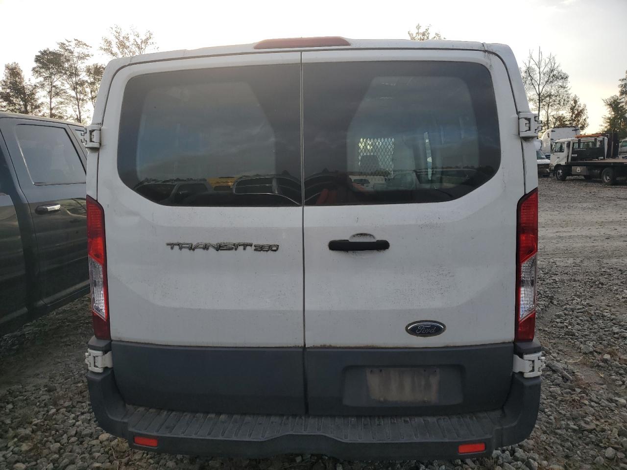 2015 Ford Transit - Image 6