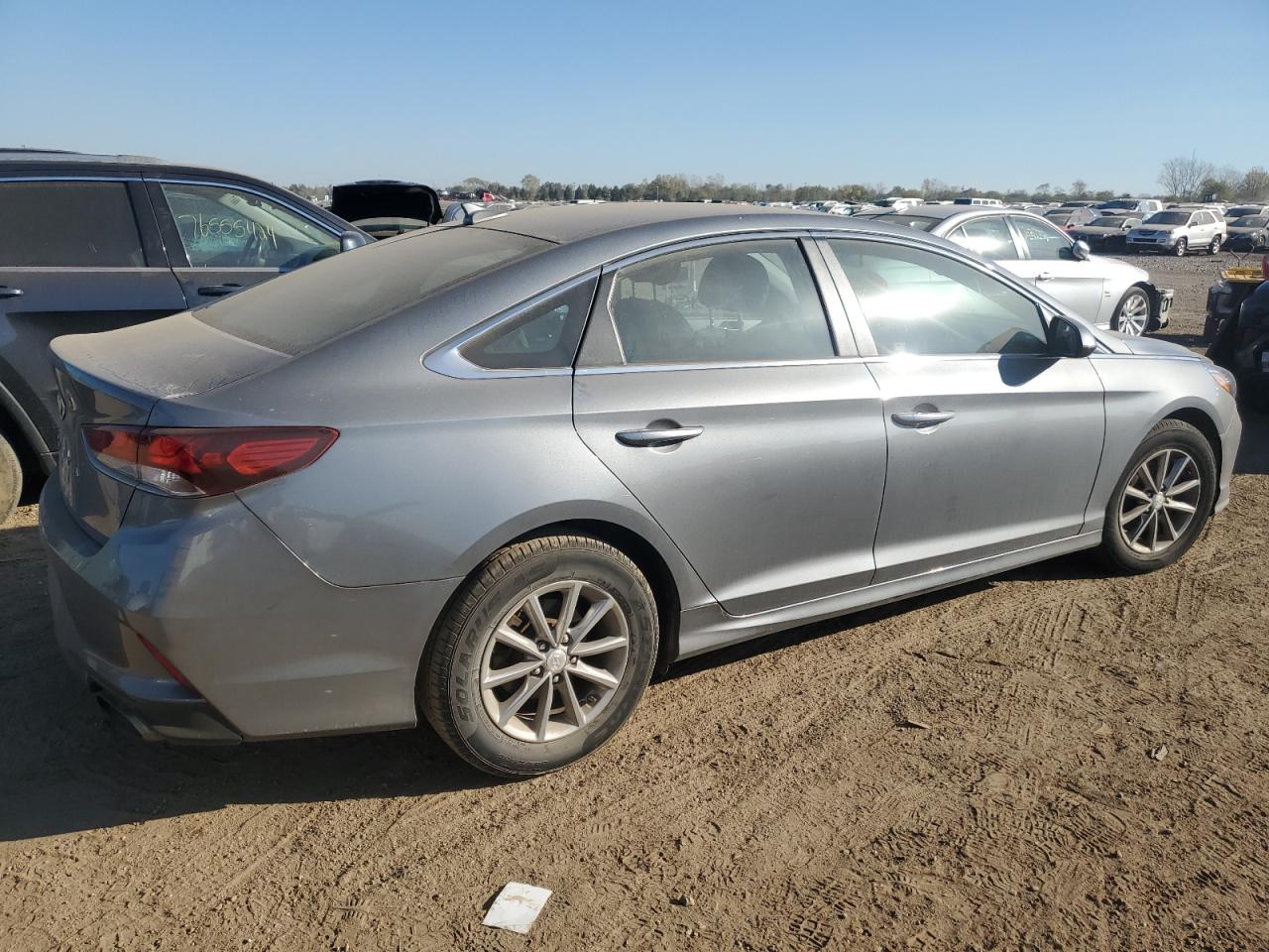 2019 Hyundai Sonata - Image 2