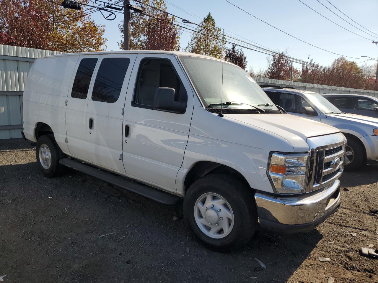 2014 Ford Econoline - Image 4