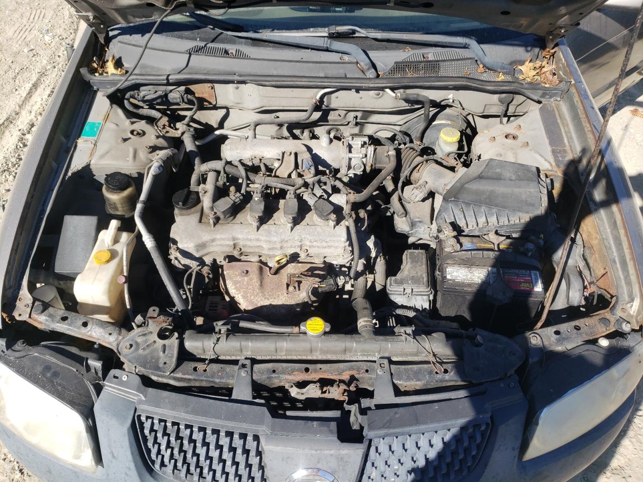 2004 Nissan Sentra - Image 11