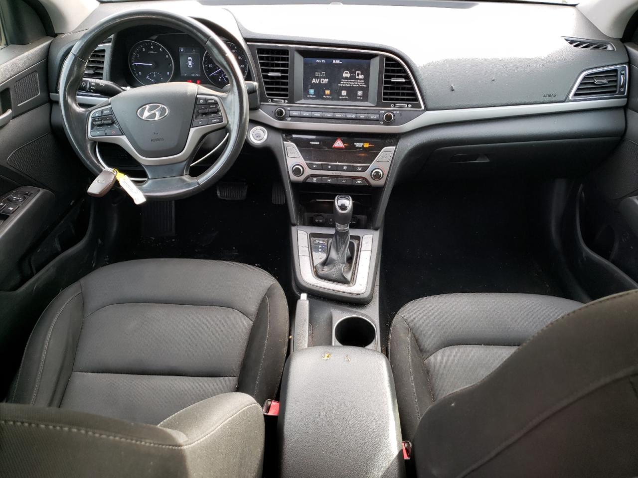 2018 Hyundai Elantra - Image 8