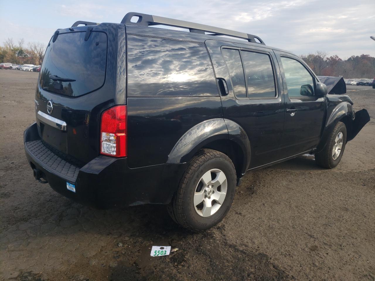 2012 Nissan Pathfinder - Image 3