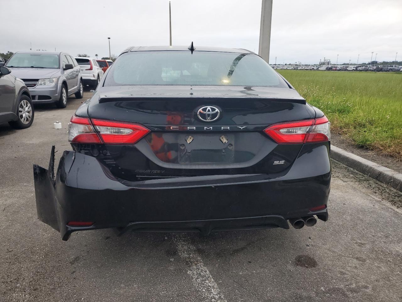 2019 Toyota Camry - Image 6