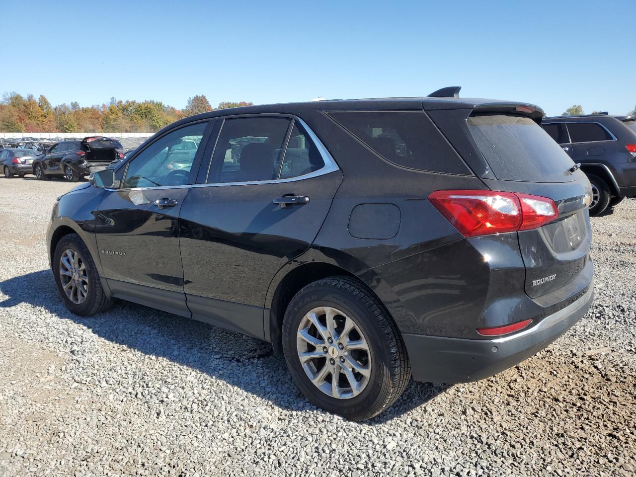 2018 Chevrolet Equinox - Image 2