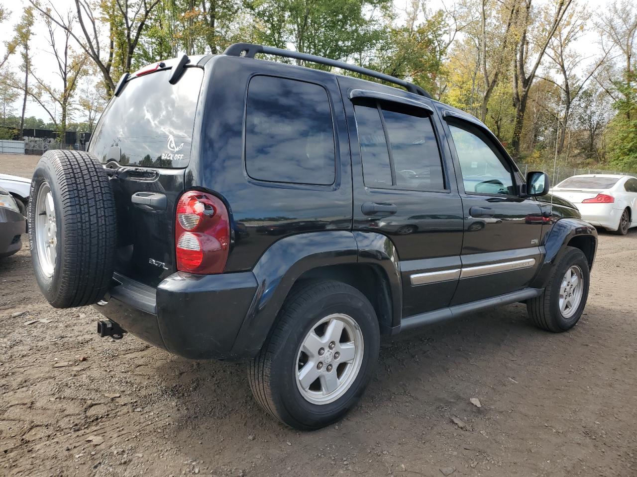 2006 Jeep Liberty (North America) - Image 3
