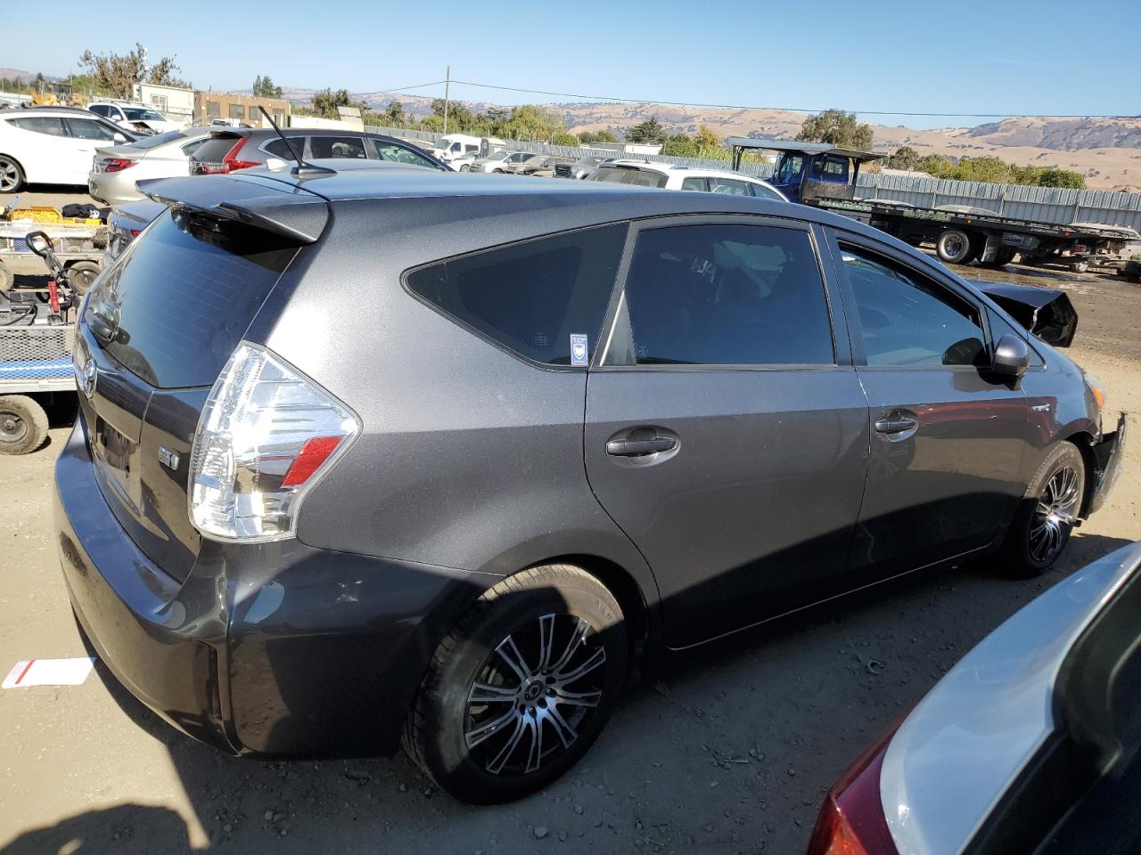 2014 Toyota Prius - Image 3