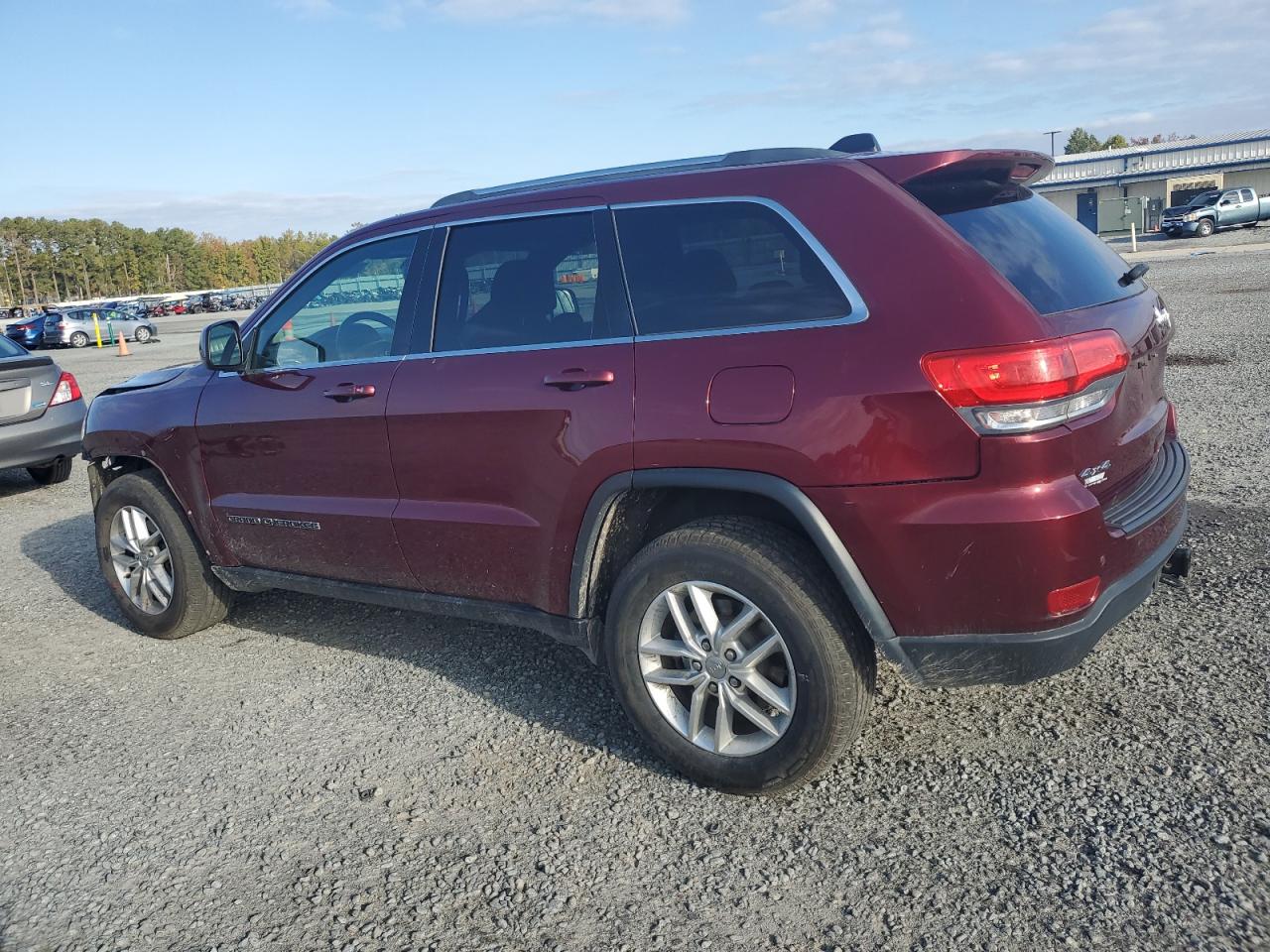 2018 Jeep Grand Cherokee - Image 2