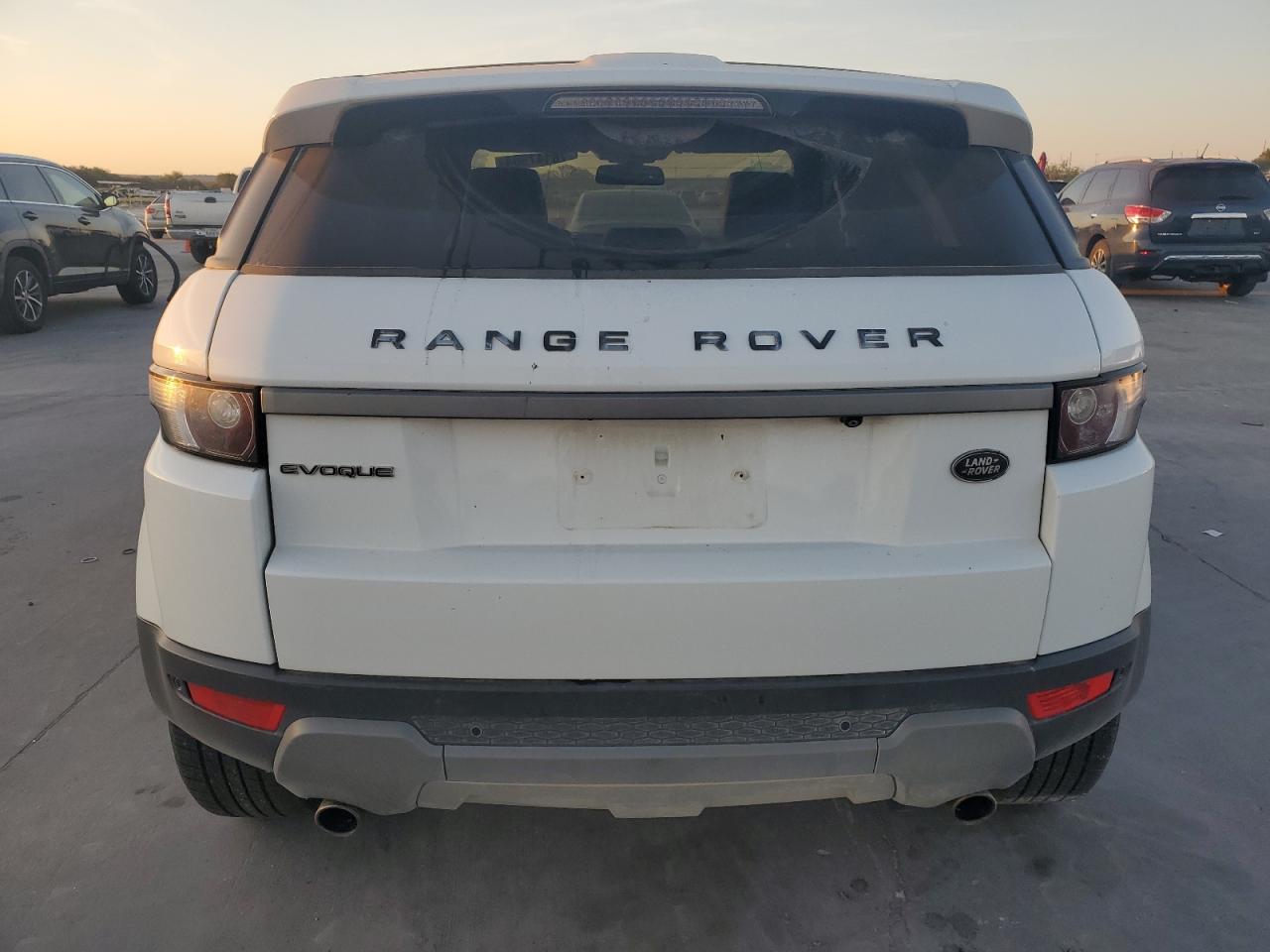2014 Land Rover Range Rover - Image 6