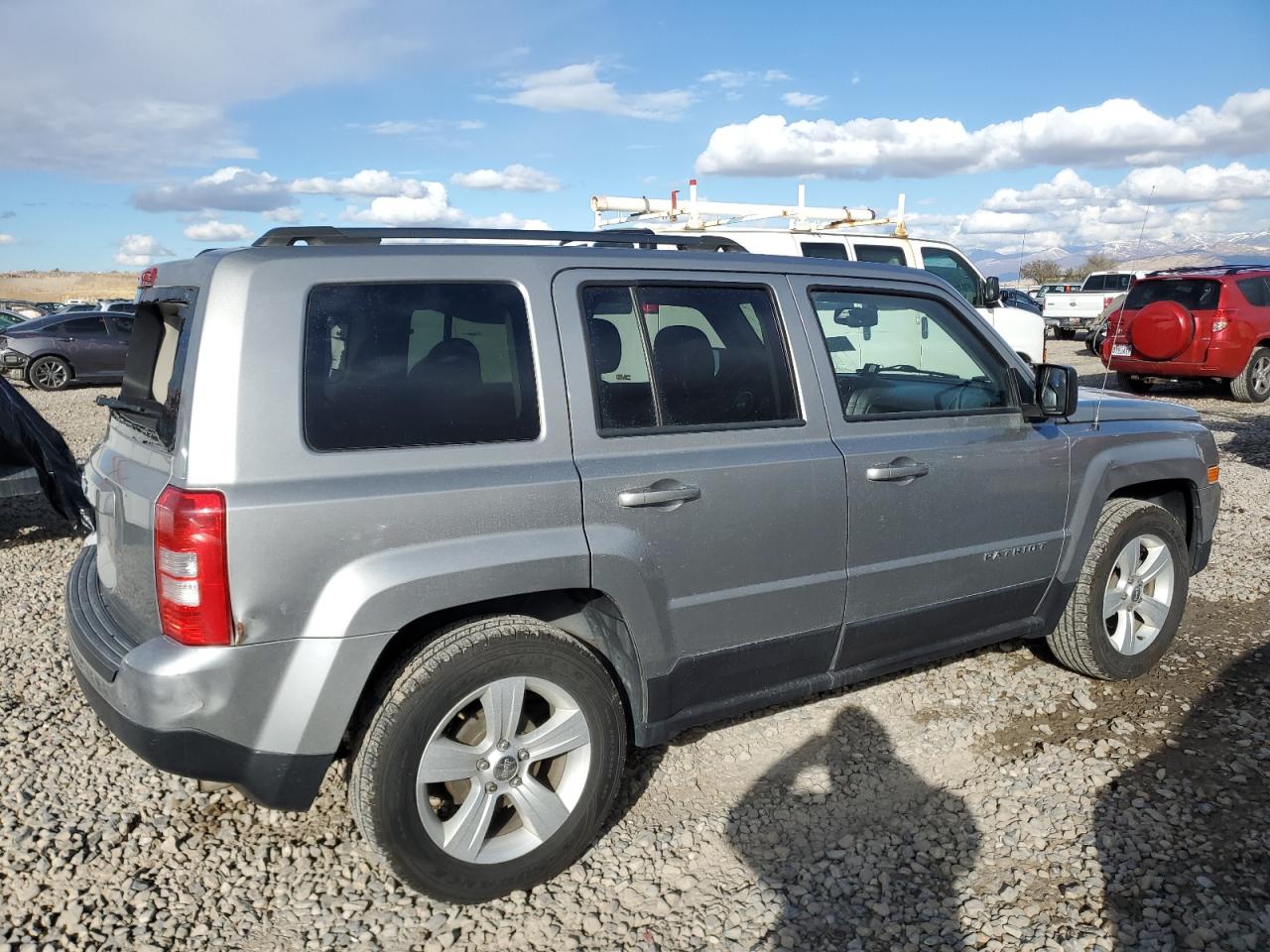 2016 Jeep Liberty (Patriot) - Image 3