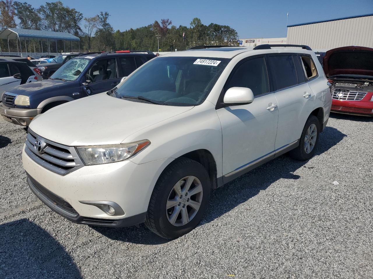 VIN 5TDBK3EH0DS257715 2013 TOYOTA HIGHLANDER no.1