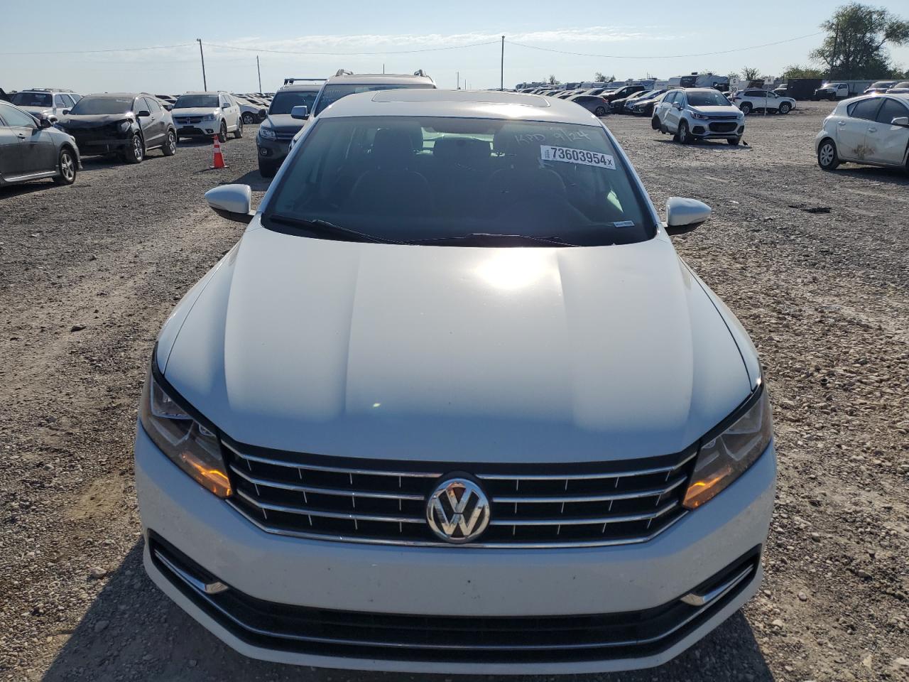 VIN 1VWBT7A39GC014020 2016 VOLKSWAGEN PASSAT no.5