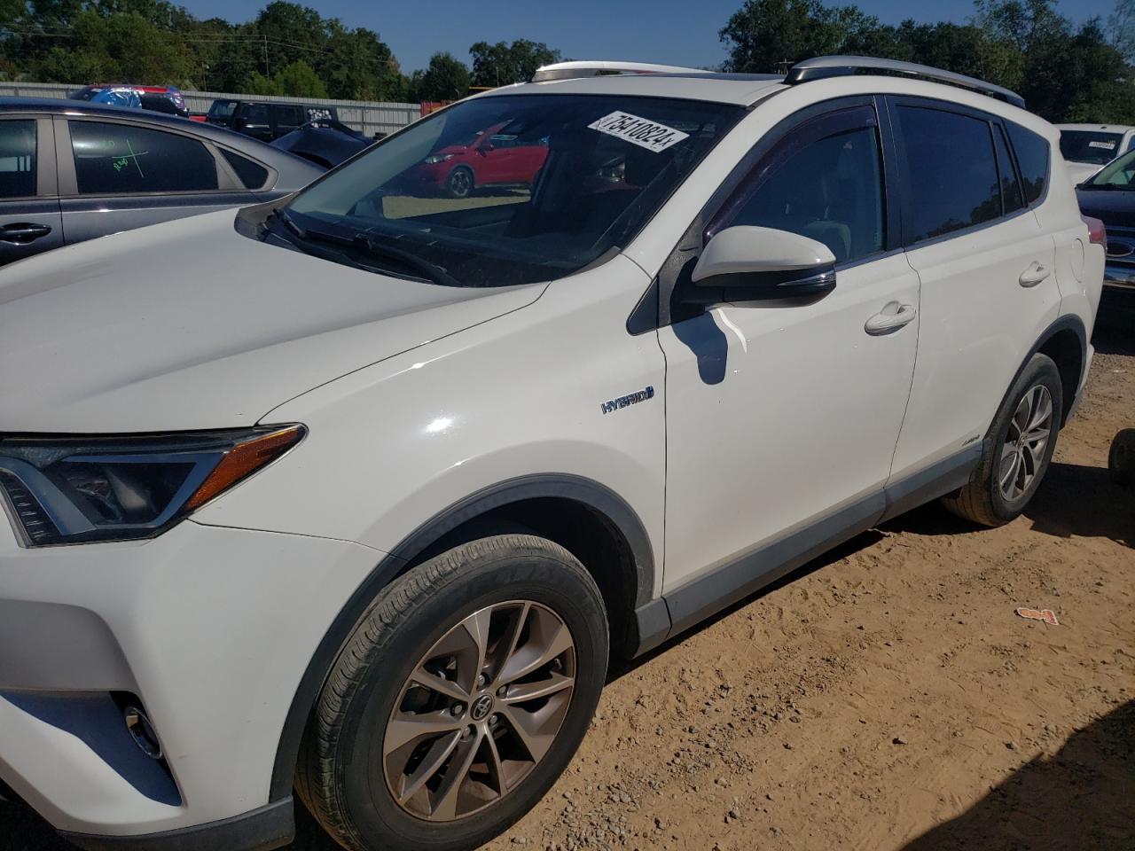 2018 Toyota RAV 4 - Image 1