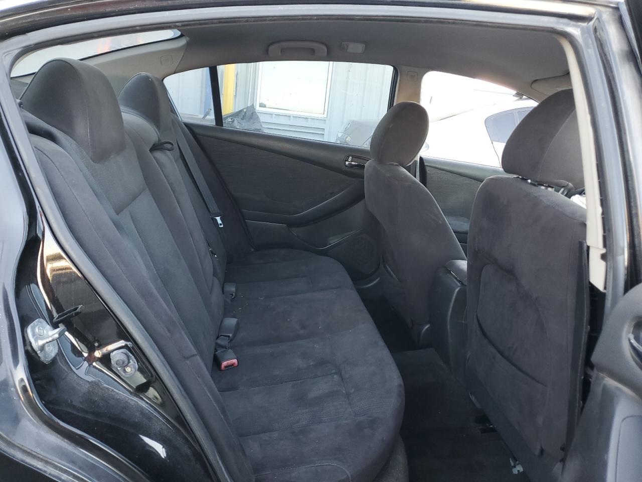 2012 Nissan Altima - Image 11