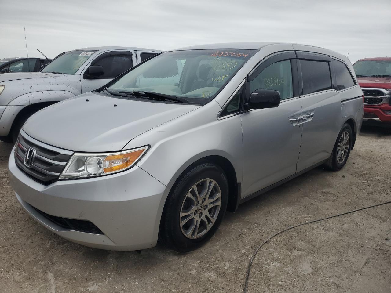2013 Honda Odyssey - Image 1